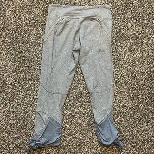 Lululemon Tie Cuff Crop Leggings